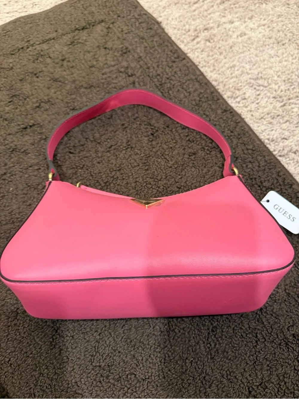 Guess top smooth